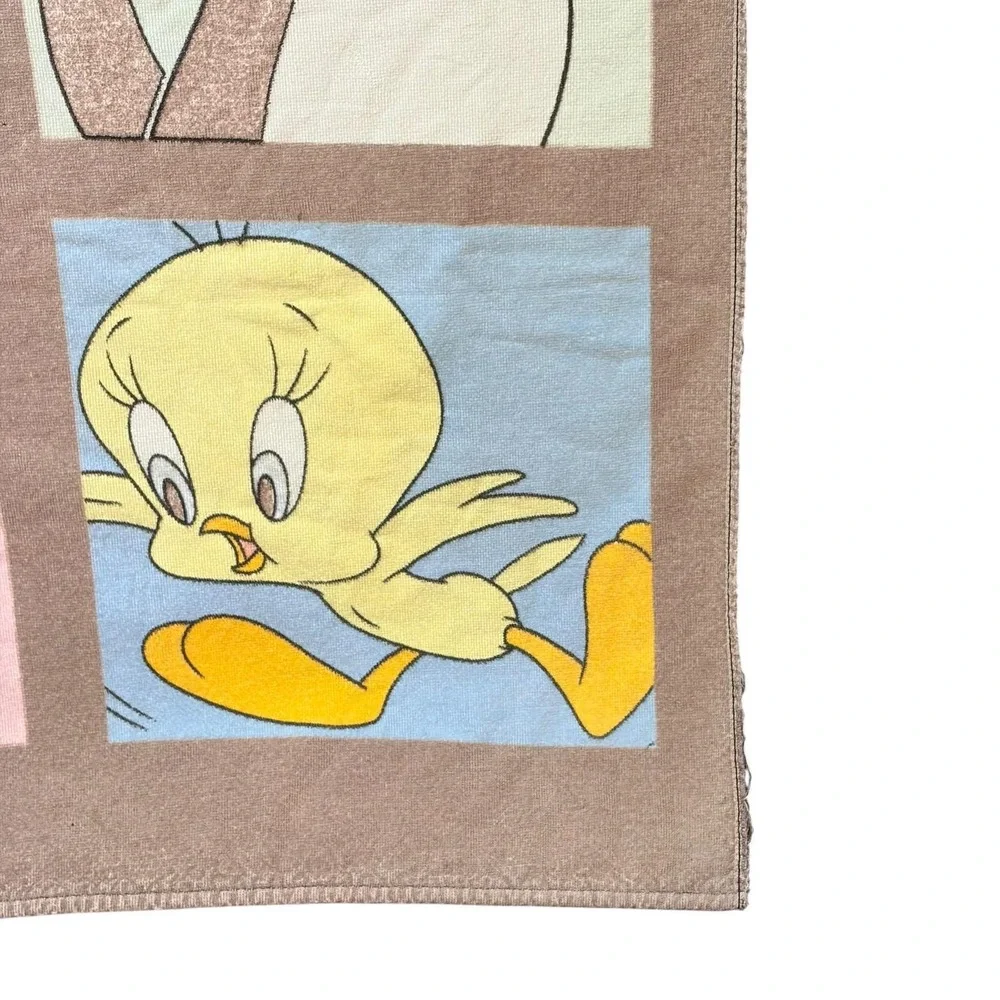 VTG Warner Bros Looney Tunes Bugs‎ Bunny Tweety 2000 Vintage Beach Towel